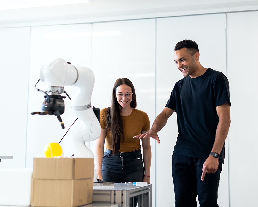 Homepage Our Team Tile